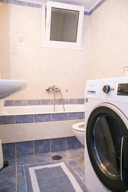 Apartment Gazi Area Close To Subway Athens
