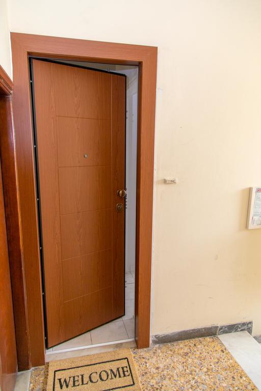 Apartment Gazi Area Close To Subway *